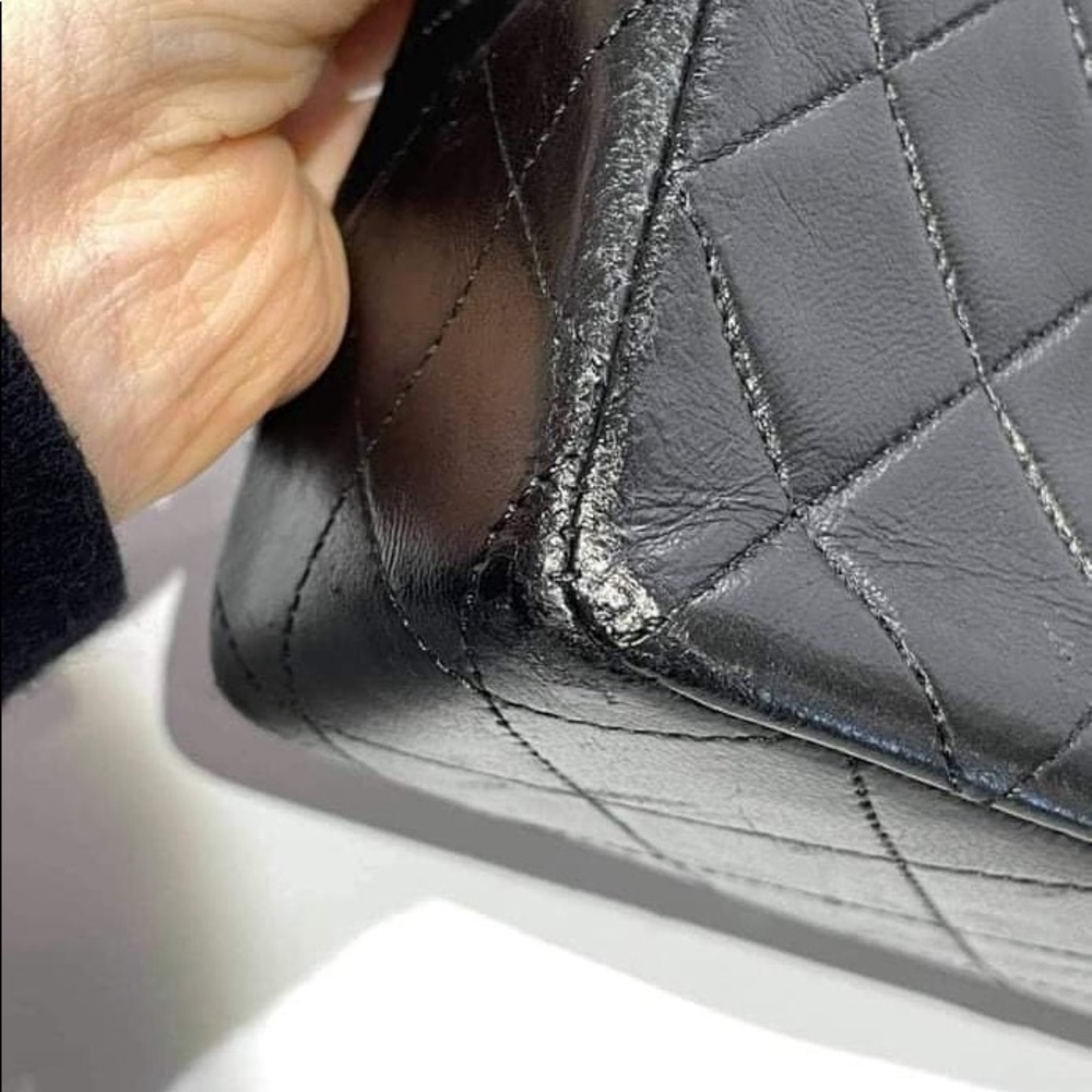 Authentic Chanel - Picture 4 of 16